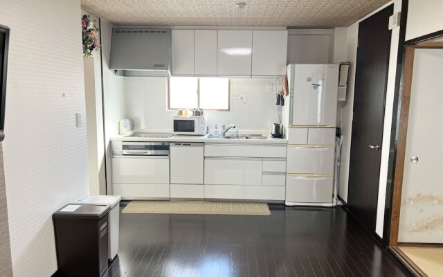 Guesthouse 017 Reina