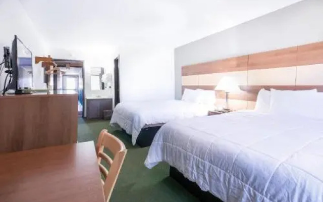 Northwoods Inn & Suites