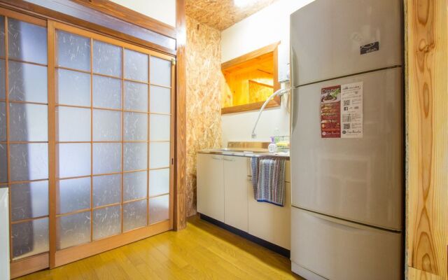 Gojo Paradiso homes restaurant and bar - Hostel
