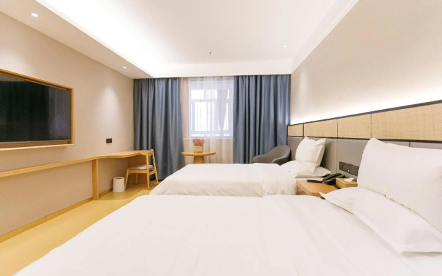 Starway Hotel Gongyi Wanyang Shopping Mall