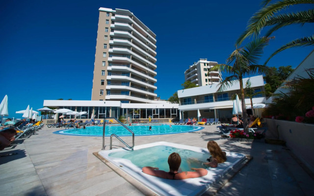 Hotel Duas Torres