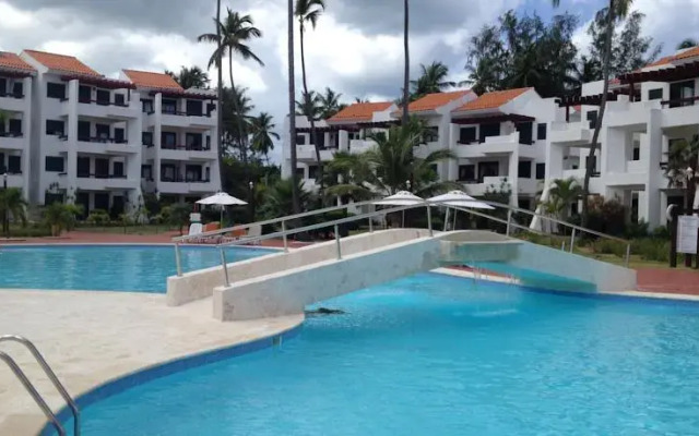 Stanza Mare 2 Bedroom Beachfront Condo