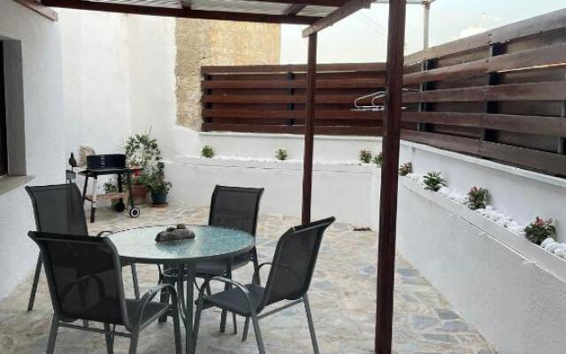 MariArodes House