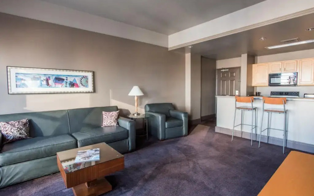 Magnolia Hotel Dallas Downtown