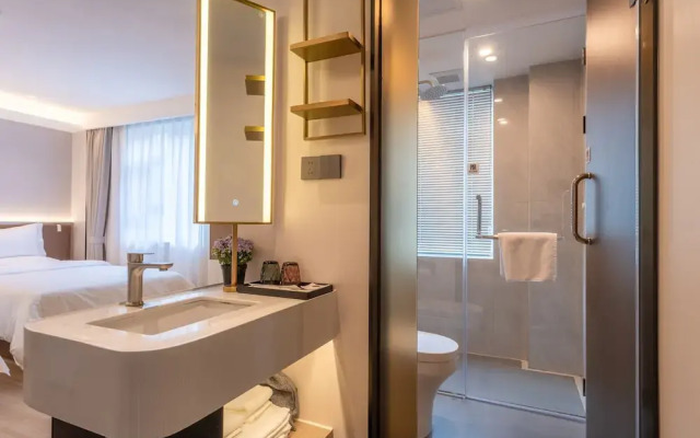 Huanyi Hotel