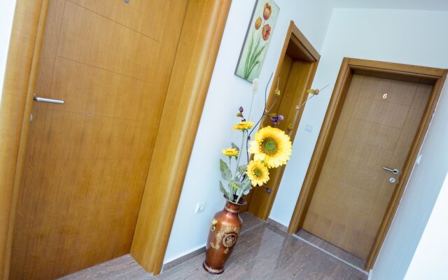 Apartments Ivanovic - Studio With Balcony