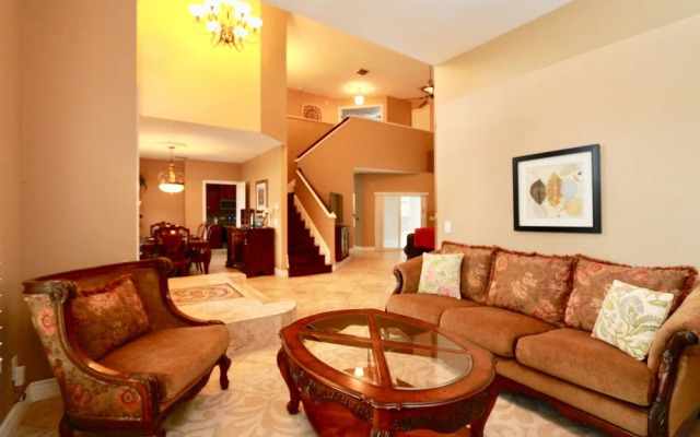 Villa at Pleasant Lake