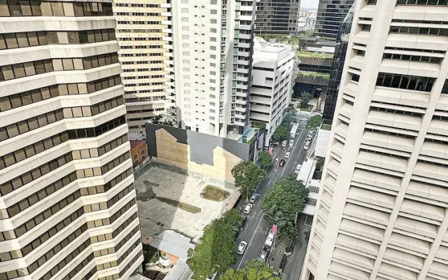 High-rise 2-bed Apartment With Gym, BBQ & Pool
