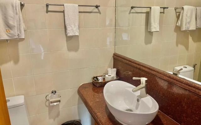 Coco Grove Beach Resort