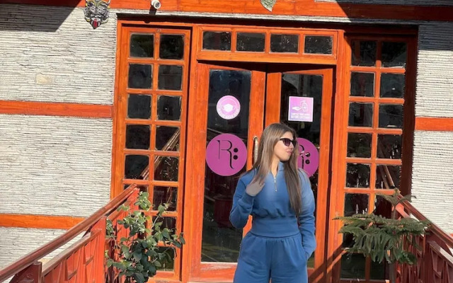 Regenta Inn By Riverside Manali