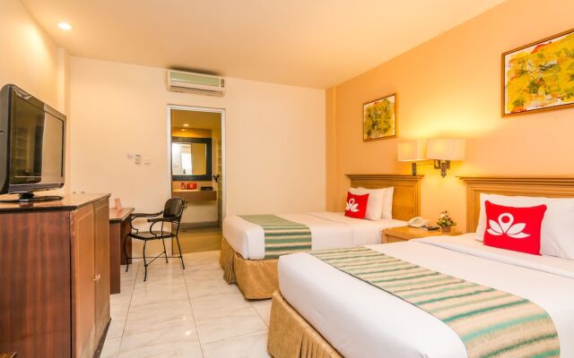 ZEN Rooms Kuta Kartika Plaza 2