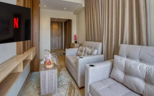 Saray Pyramids & Museum View Hotel