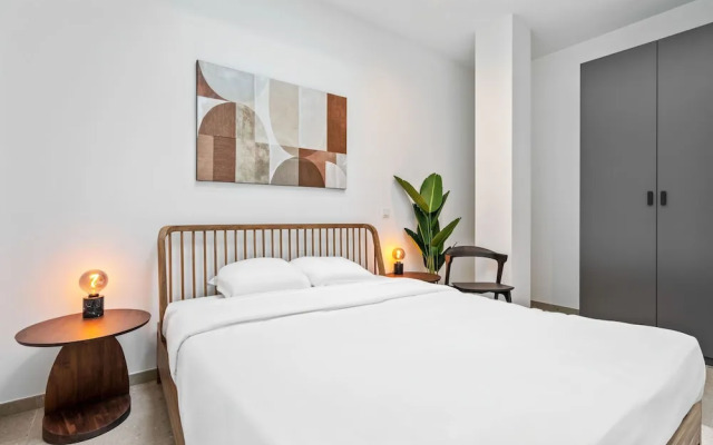 Charming Clausen Getaway Serene ID209