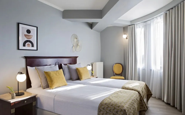 Hotel Venezia by ZEUS International