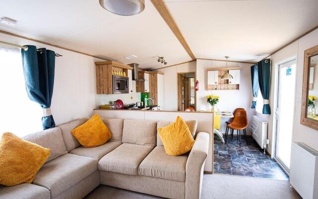 Stunning 2 Bed Chalet in Silversands Lossiemouth