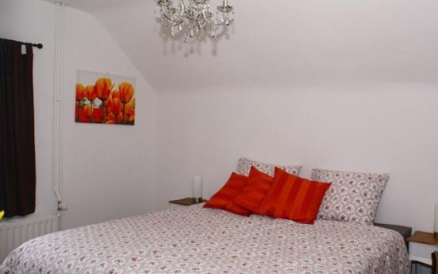 Bed and Breakfast de Meule Montfort