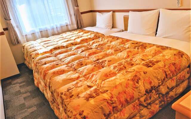 Toyoko Inn Kanazawa Kenrokuen Korimbo