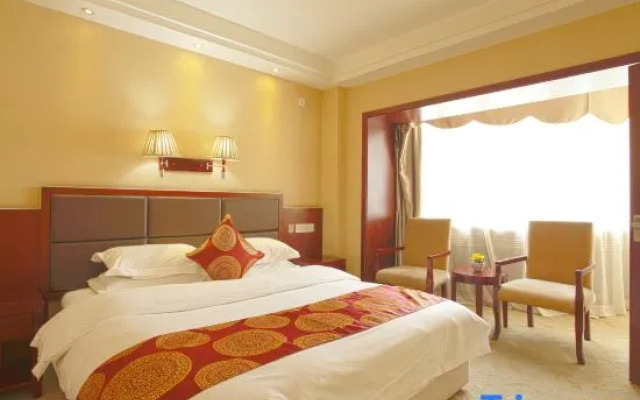 Overseas Chinese Hotel (International Bazaar)