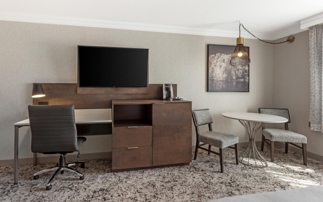 Best Western Plus The Arden Park Hotel