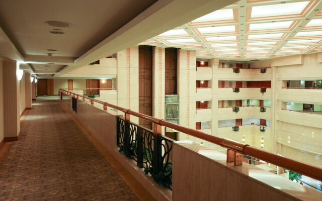 Oriental Riverside Bund View Hotel