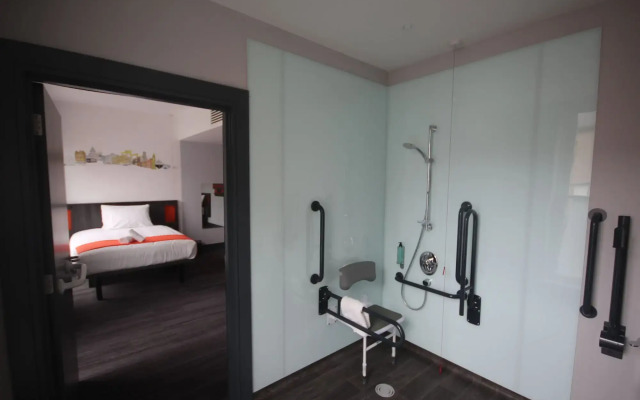 easyHotel Belfast