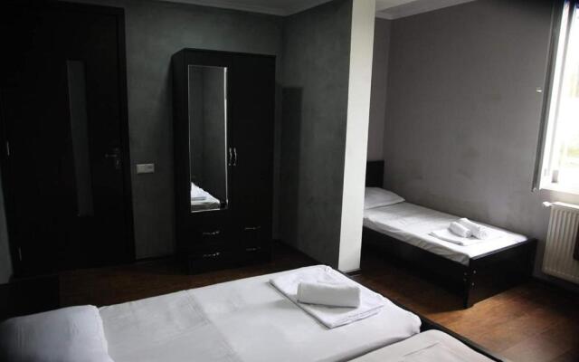 Guesthouse Different
