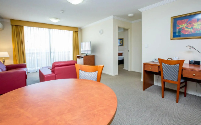 Springwood Tower Apartment Hotel