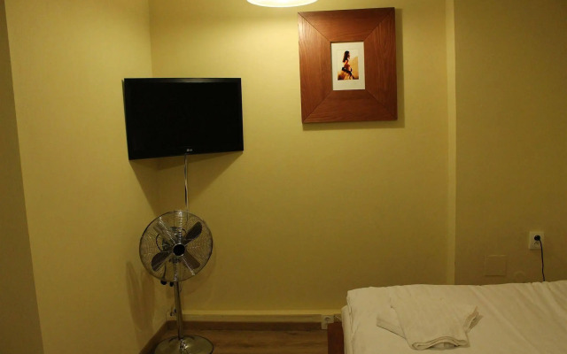 Enjoy Inn