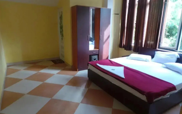Kanthanpara Resort