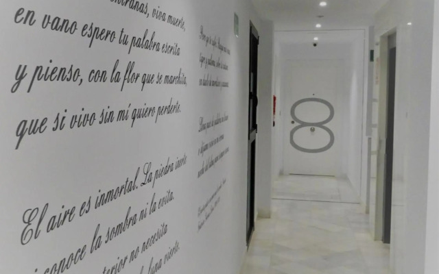 Domus Apartamentos Granada con parking gratuito en pleno centro