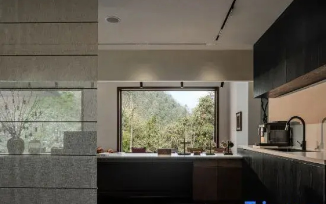Yueshanju Jingshang Holiday Homestay ( Zhangjiajie National Forest Park)
