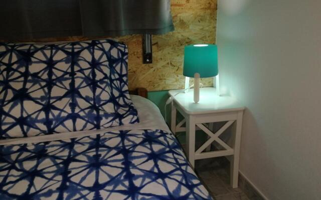 Ocean's 7-Lagos Guest House