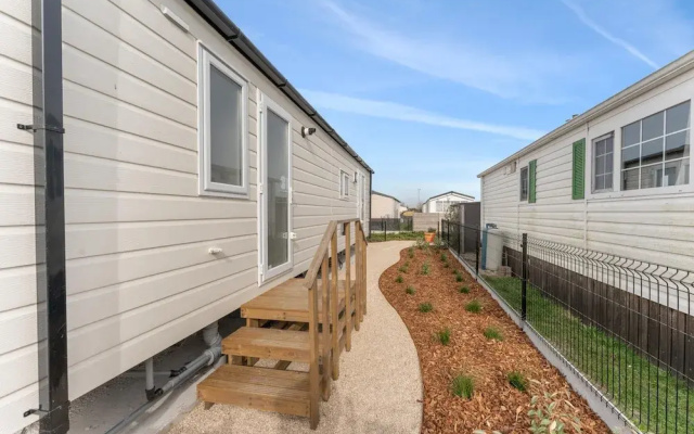 Chalet in De Haan With Terrace