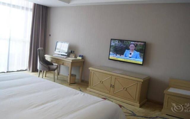 Vienna Hotel Guangzhou Qiaonan Aoyuan Square