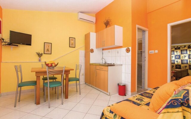 Amazing Home in Pakostane With Wifi and 2 Bedrooms