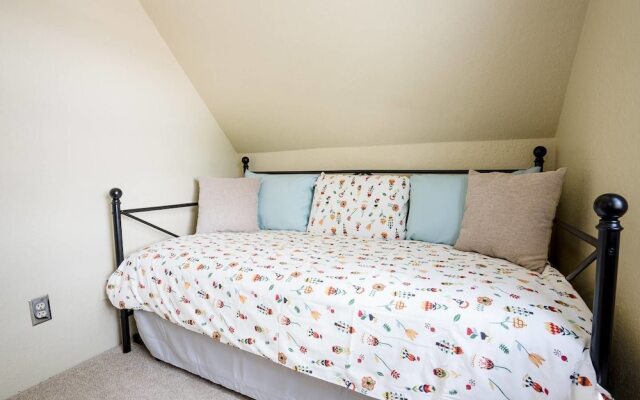 The Highlands House Walk Everywhere in Lohi