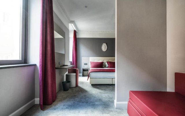 Varese Hotel