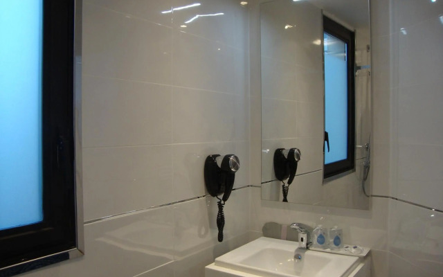 Hôtel Kyriad Paris Bezons - La Défense