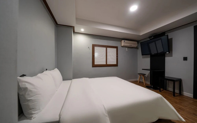 Yongin Jaja