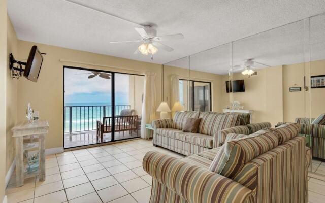 Regency Towers 3 Bedroom Apartment