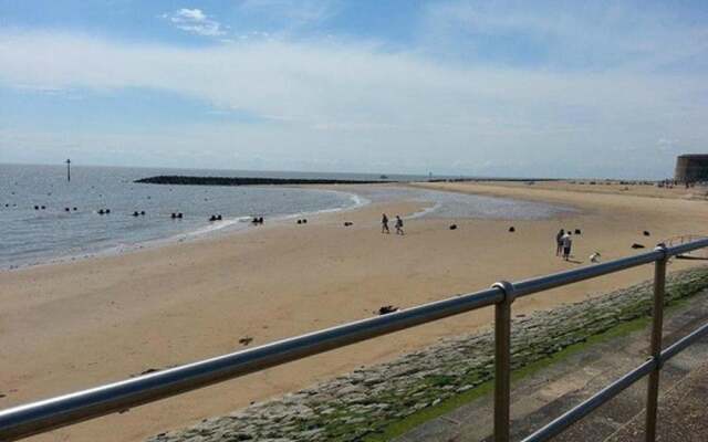 Beautiful Cosy 2-bed Caravan in Clacton-on-sea