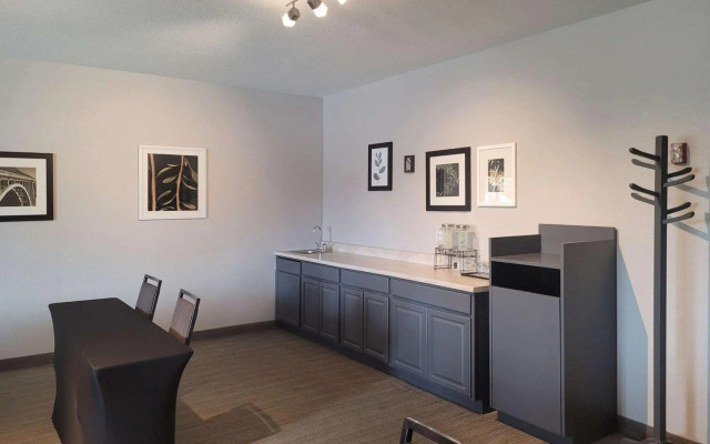 Country Inn & Suites by Radisson, Appleton, WI