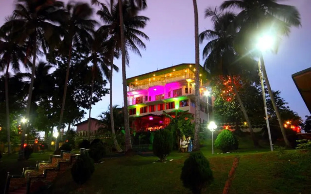 Delma Mount View Hotel