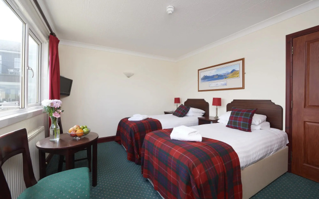 Loch Ness Clansman Hotel