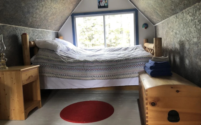 Rustic Luxury off Grid Wilderness Cabin