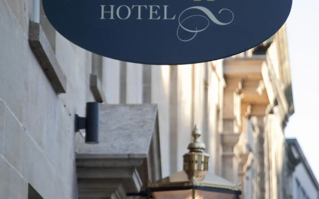 Vanbrugh House Hotel