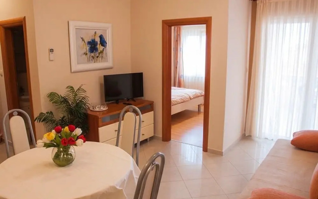 Karolinas - Parking - A3-white