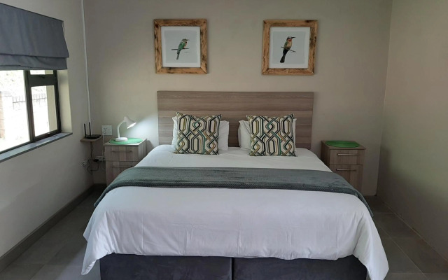 Studio 4 Churchill Lane Apartment