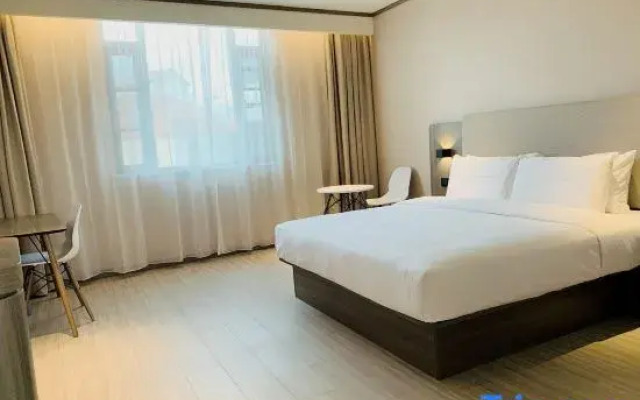 HanTing Hotel (Shanghai Luodian Ancient Town)