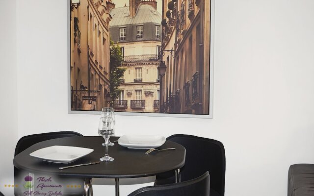 Thistle Apartments - City View Apartment